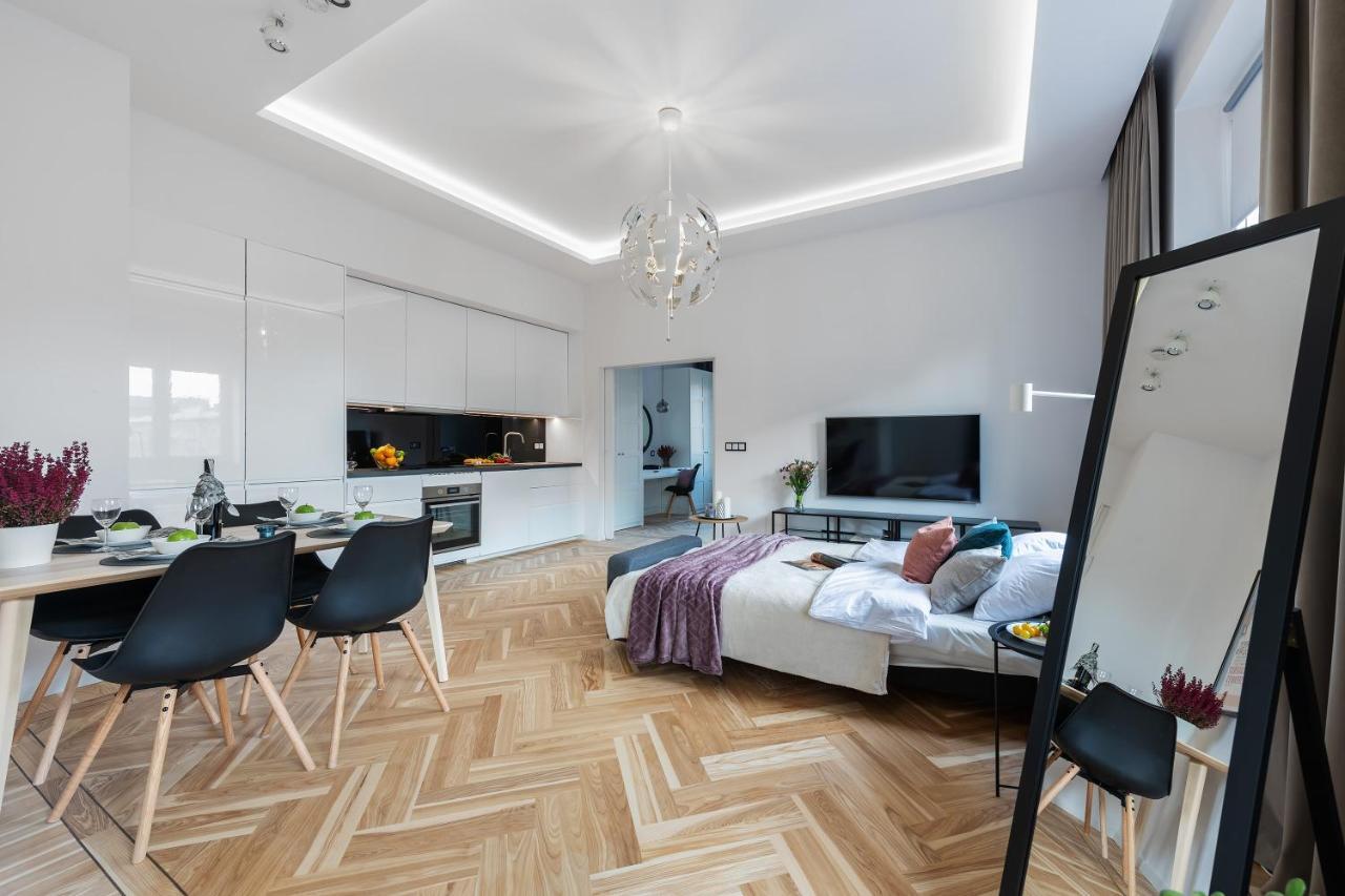 Marszalkowska Center Serviced Apartments ワルシャワ エクステリア 写真