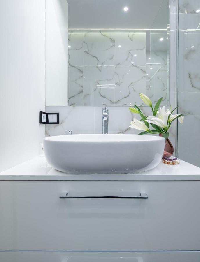 Marszalkowska Center Serviced Apartments ワルシャワ エクステリア 写真