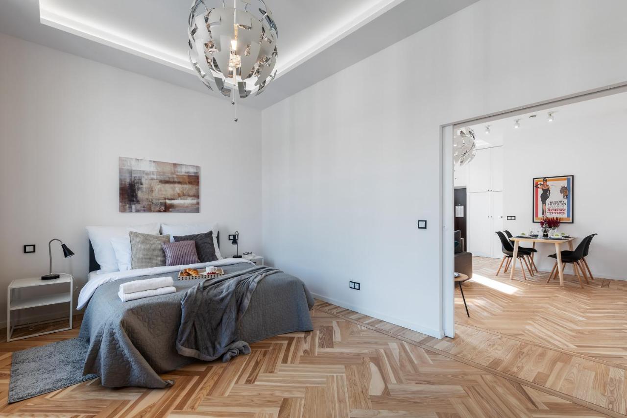 Marszalkowska Center Serviced Apartments ワルシャワ エクステリア 写真